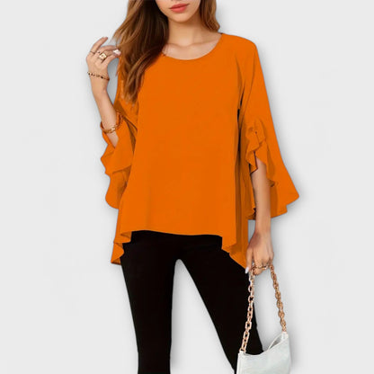 MÁRIA – BLOUSE VAN SOEPELE STOF MET RUFFLES