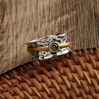 Elegante ring met groene zirkonia