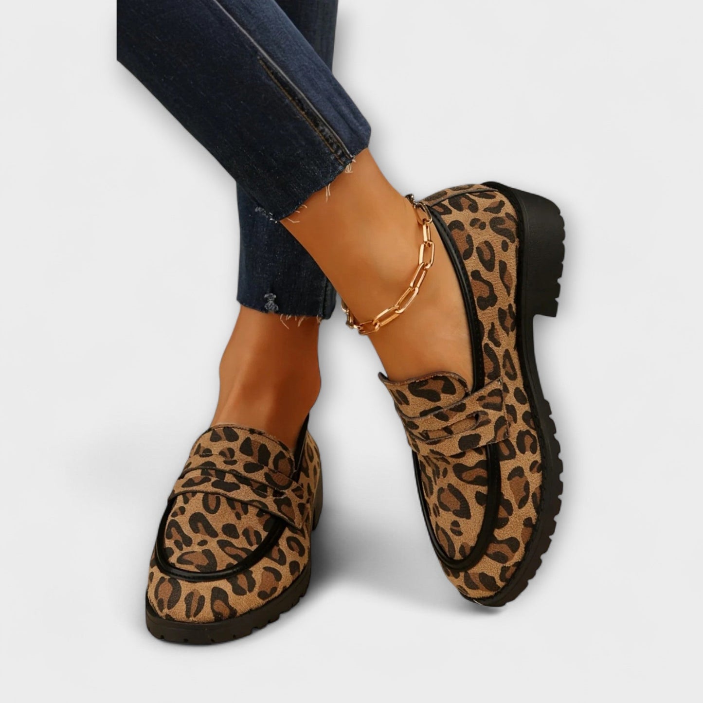 Mireille – Leopardenmuster-Slip-on Loafer aus Kunstvelours mit runder Spitze für den Alltag