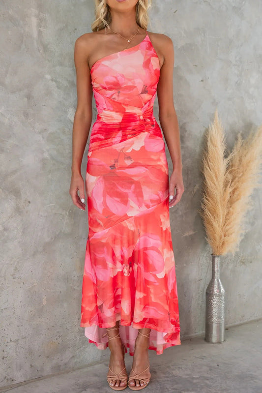 Nyla - Kleid mit unregelmäßigem Saum und floralem Muster für Partys