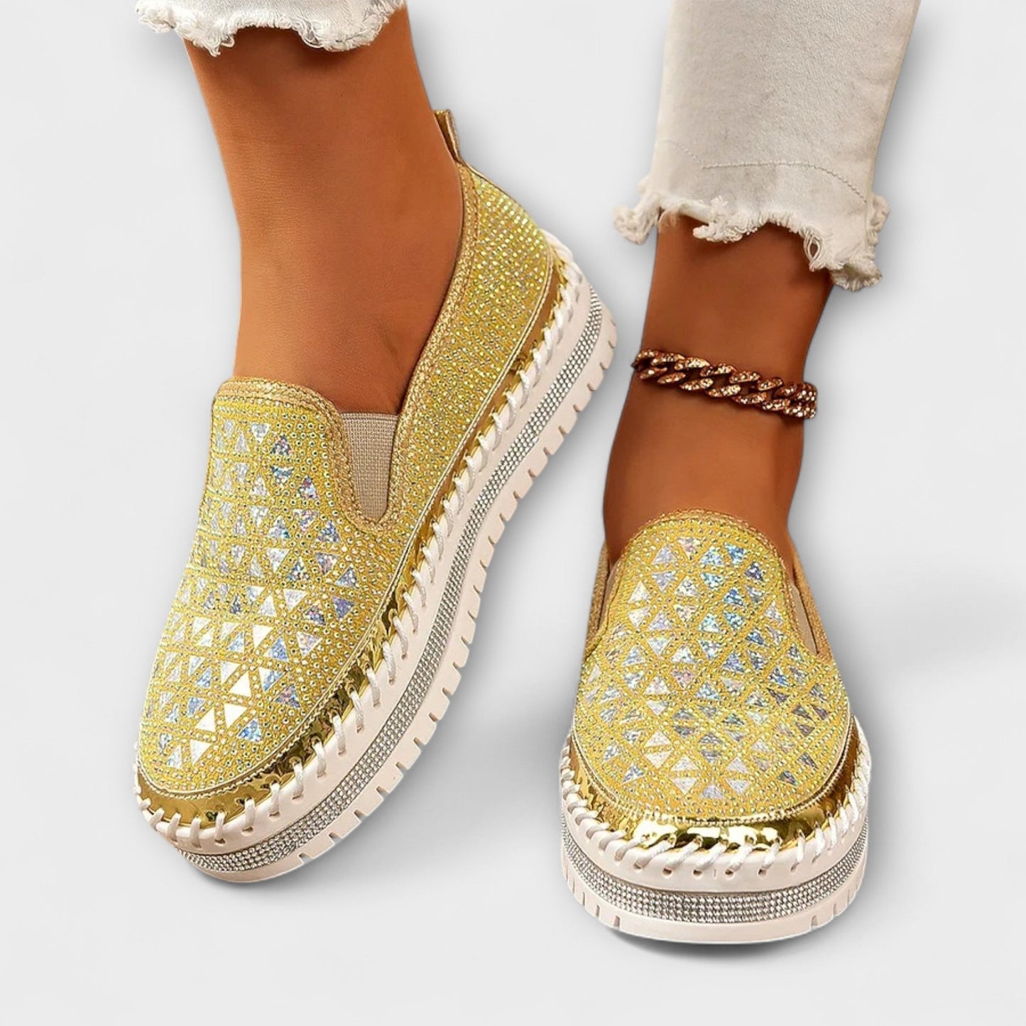 Vada – Slippers versierd met stenen