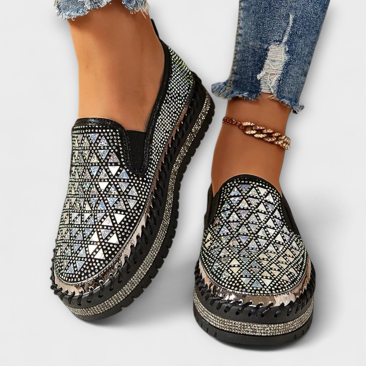 Vada – Slippers versierd met stenen