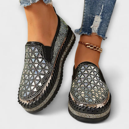 Vada – Slippers versierd met stenen