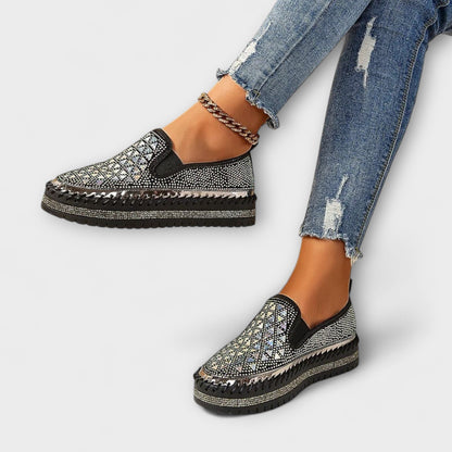 Vada – Slippers versierd met stenen