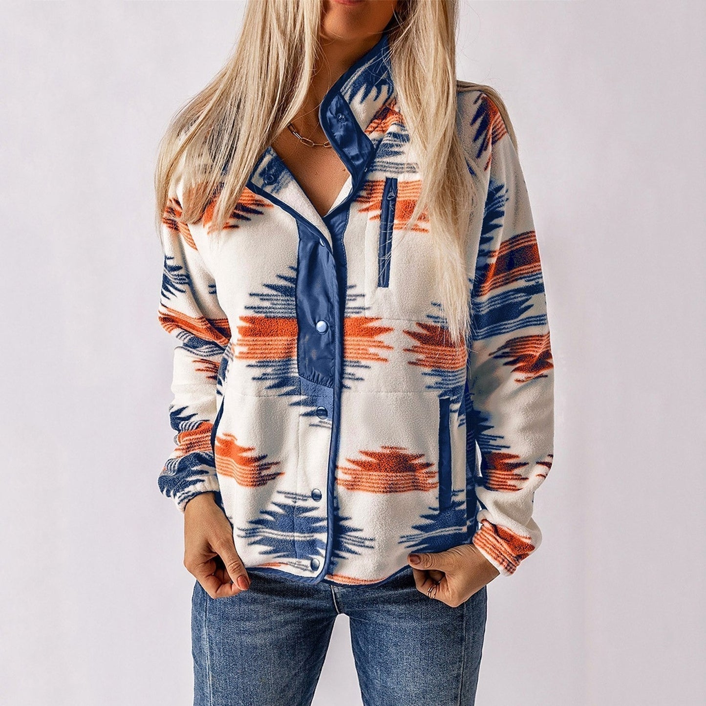 Julia - Stylische Knopfleisten-Jacke