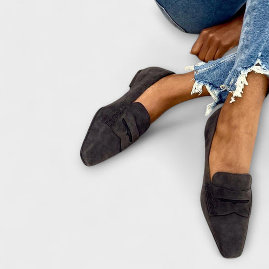 Uma – Retro-Flats