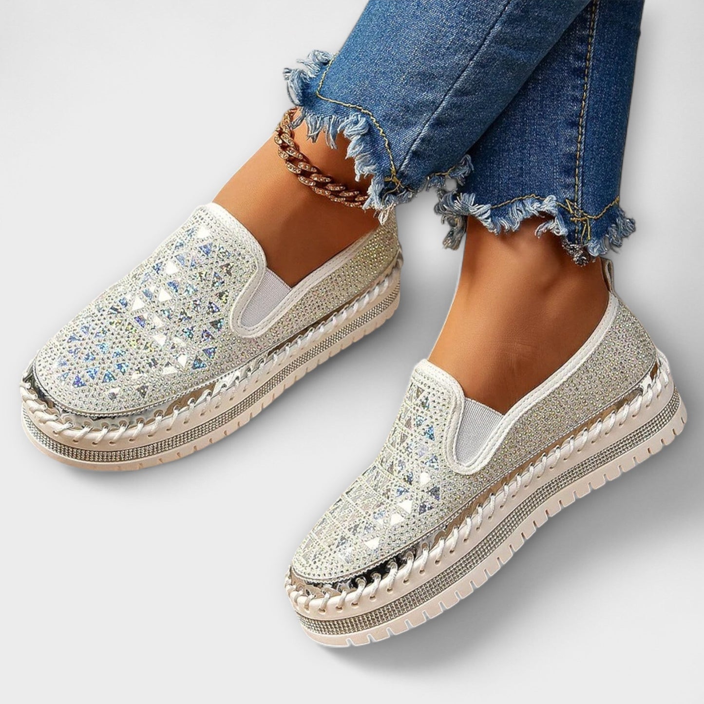 Vada – Slippers versierd met stenen