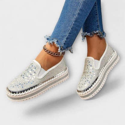 Vada – Slippers versierd met stenen