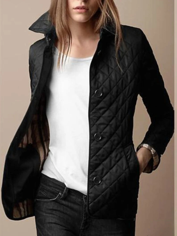 Elkie – Elegante Seidenjacke