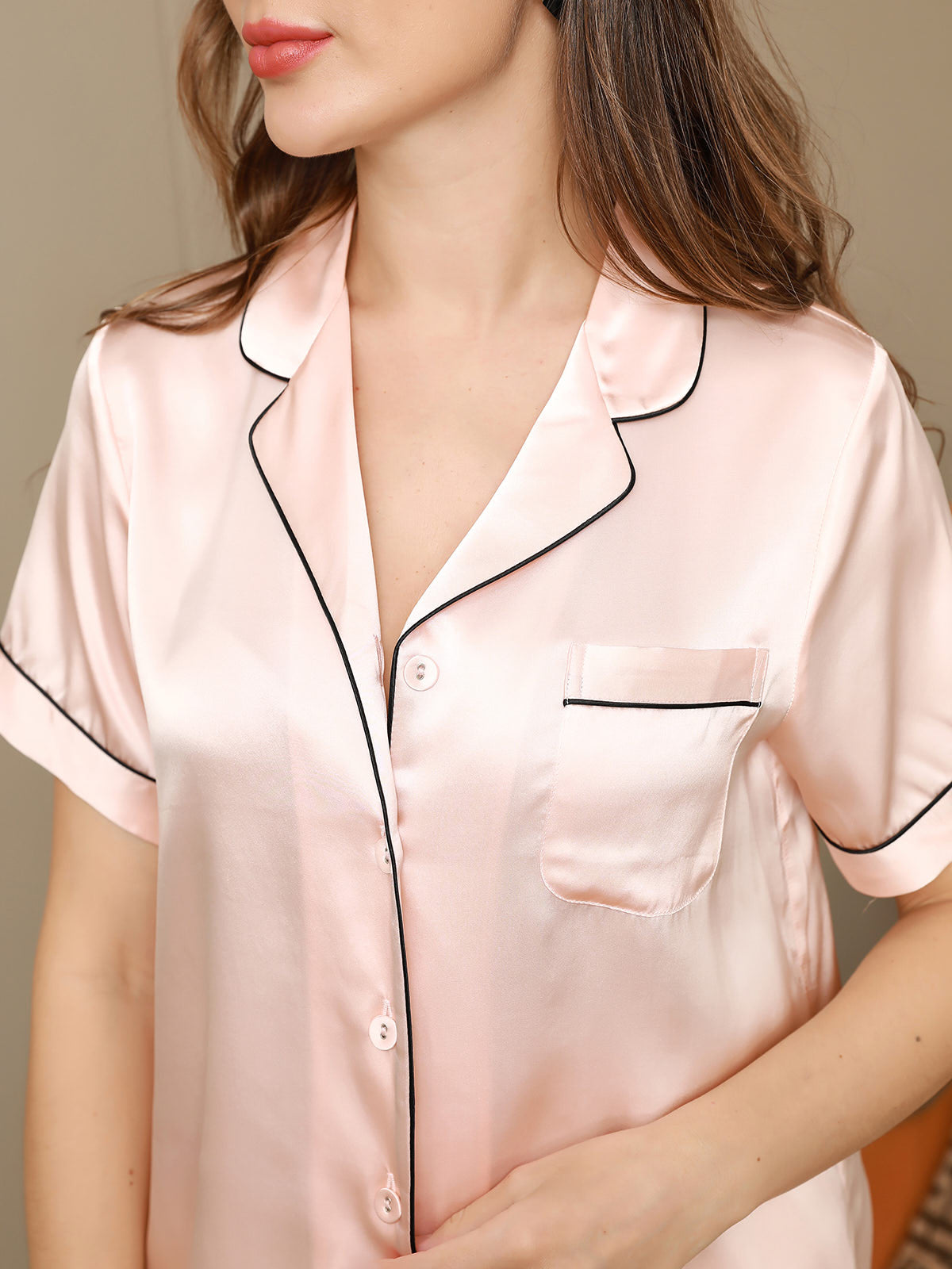 Pyjama À Manches Courtes En Soie De Mûrier 100% Pour Femmes