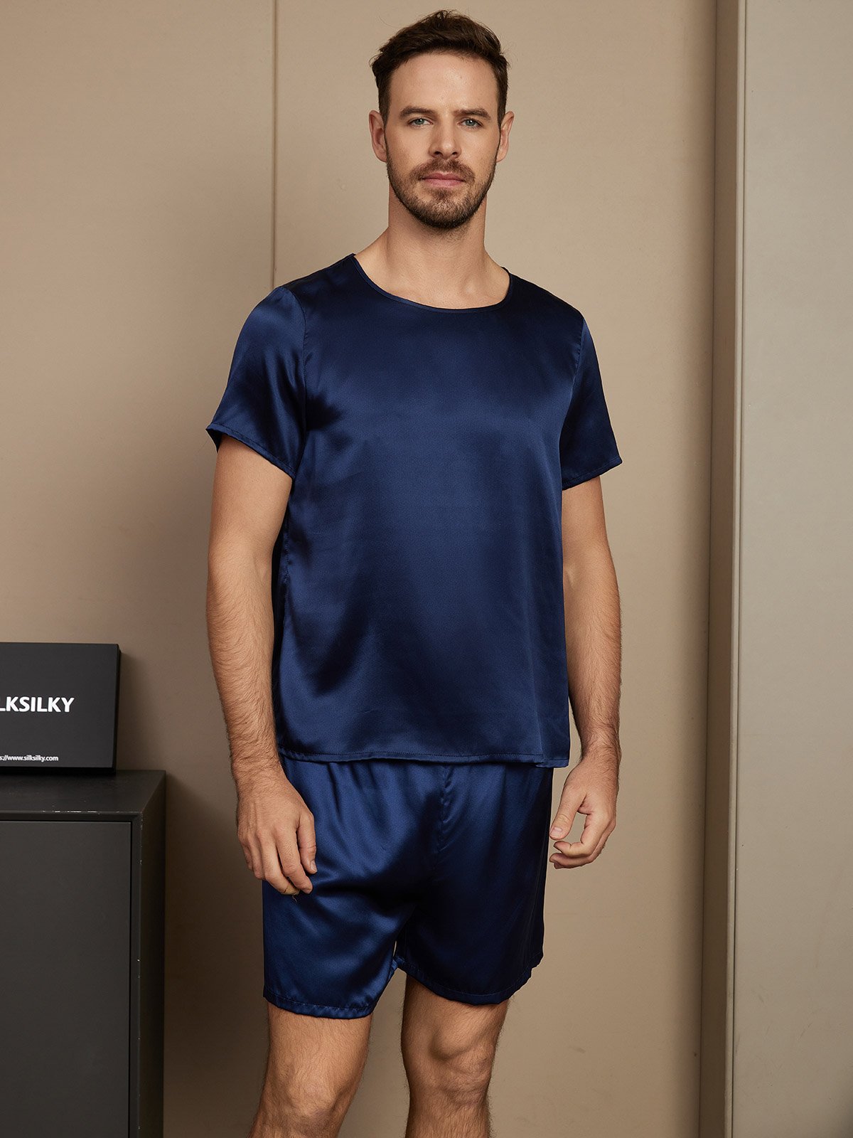 Casual pyjamaset voor heren, van pure zijde, met korte mouwen