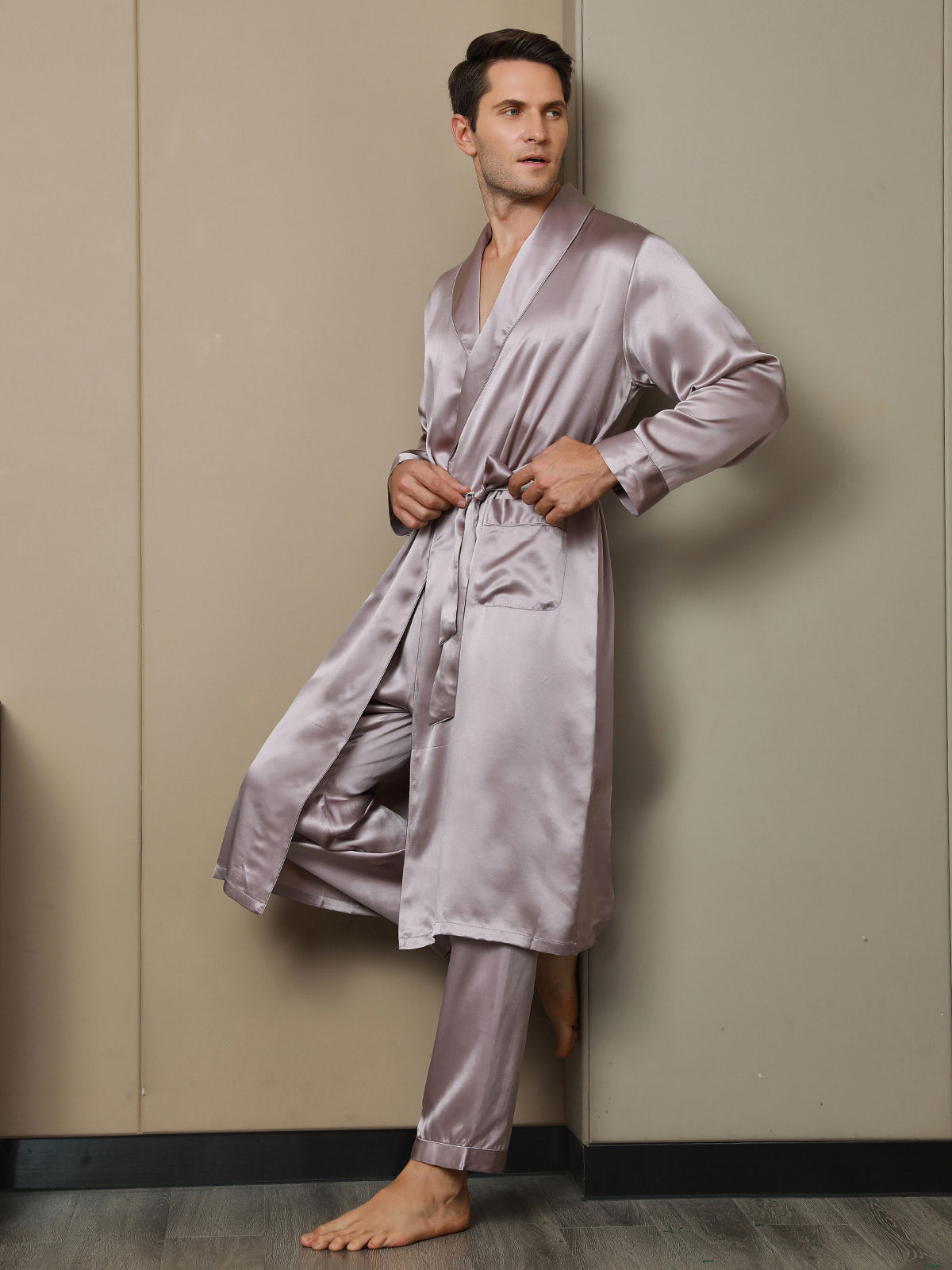 Peignoir Ceinturée à Col Revers En Pure Soie (Sans Pantalon)