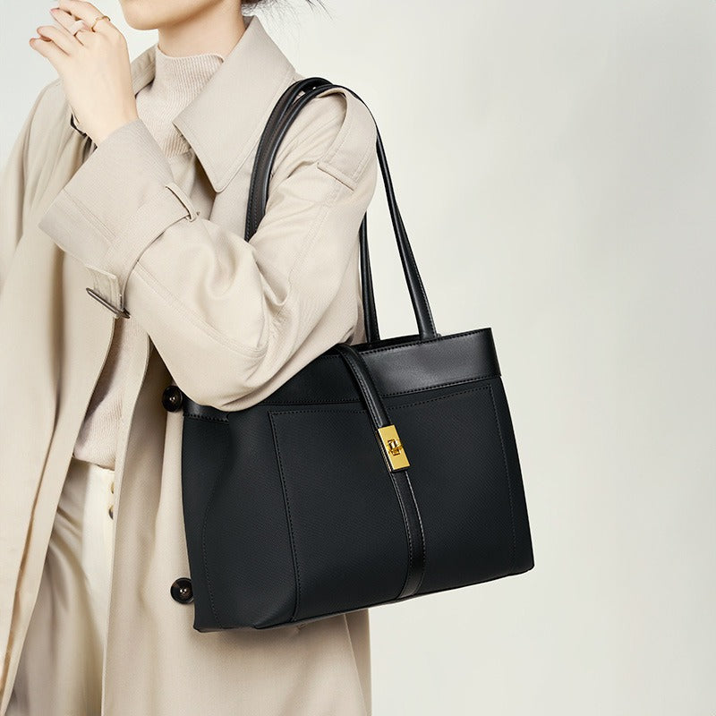 Dames canvas crossbodytas met gestructureerde lederen details - Emilia