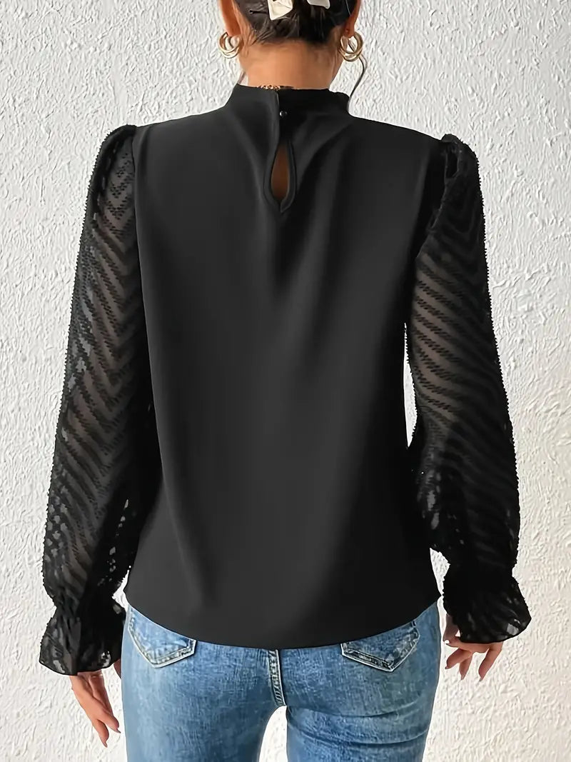 Kolbrun | Schicker plissierter top mit netzärmeln für damen