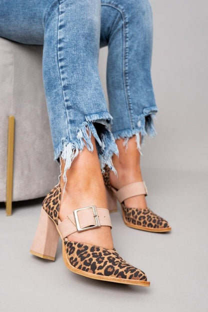 Selveta | Leo-enkelband sandalen met dikke hak van suède