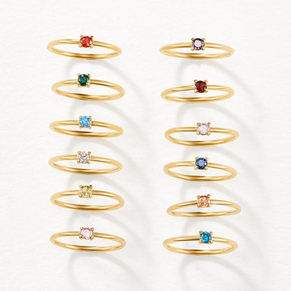 Bague en or avec pierre de naissance de février