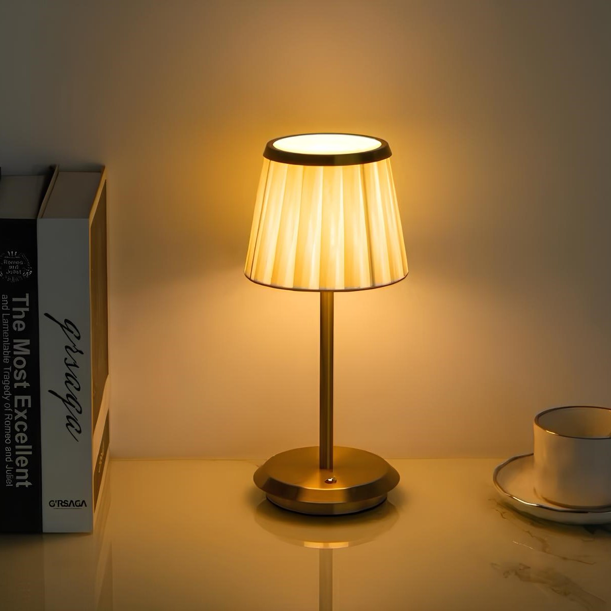 Klassische elegante Tischlampe