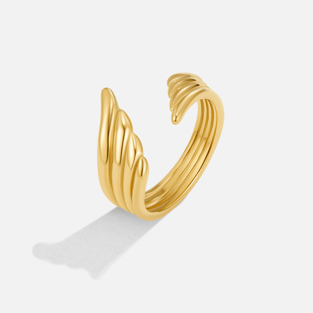 Gouden engelenvleugelring