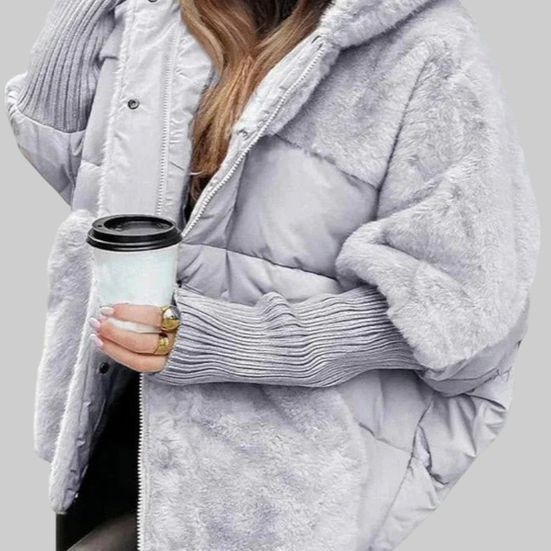 DAGMARA | WARMER DAUNENMANTEL MIT KAPUZE