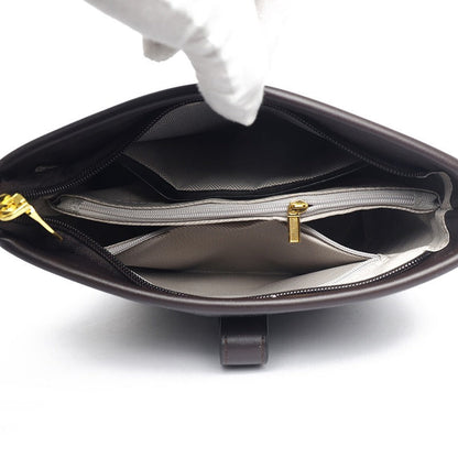 Sac à bandoulière à effet de cuir pour femmes avec un design structuré de type seau - Mireia