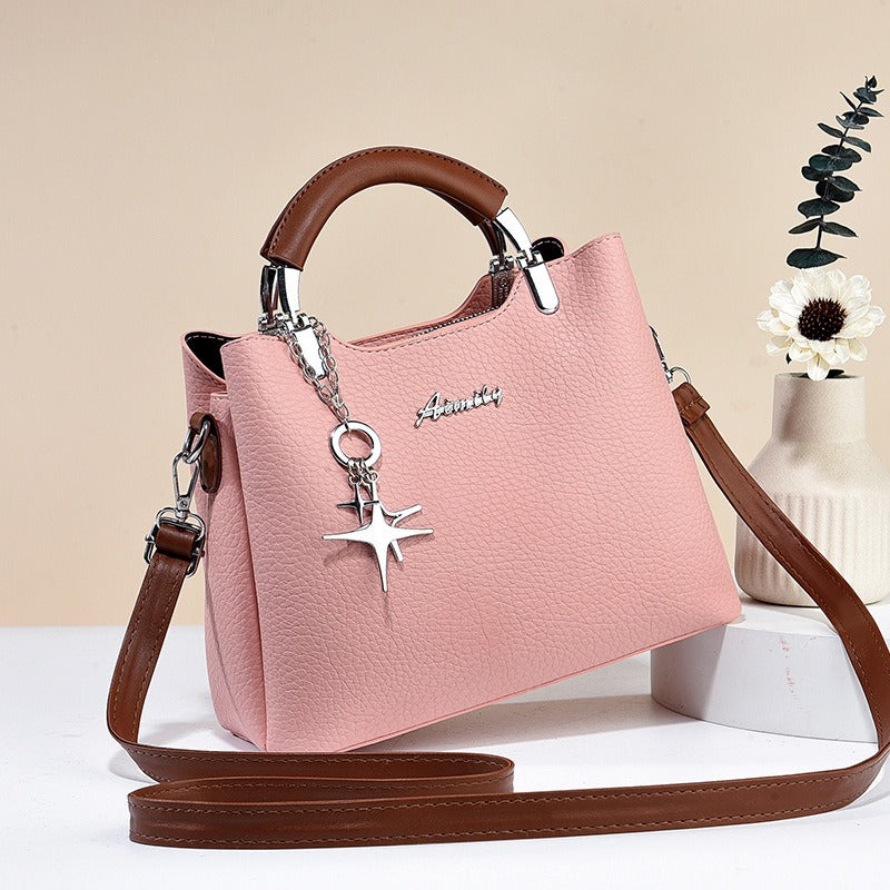 Sac à main en simili-cuir pour femmes avec pendentif décoratif - Giana