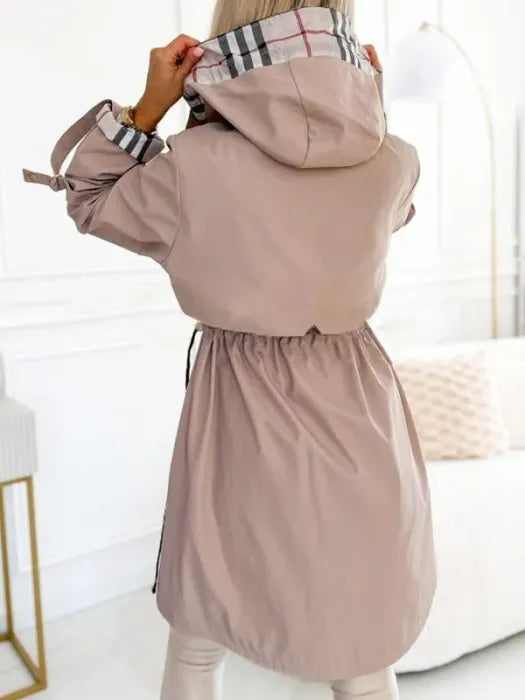 Cecily – Eleganter Lässiger Mantel mit Kapuze