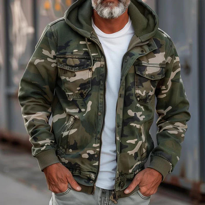 Jas met camouflagepatroon