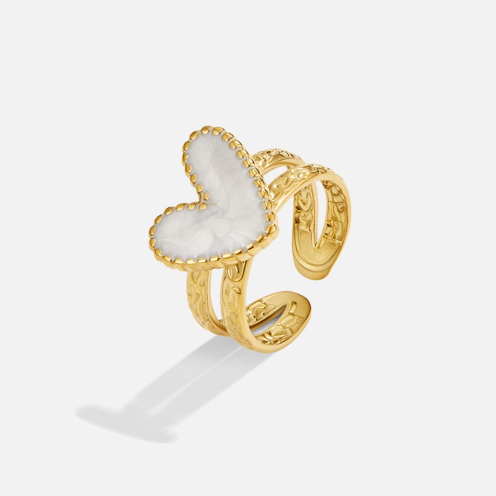 Bague en or au cœur pur