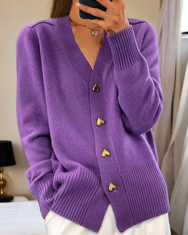 Adele | Eleganter Cardigan mit Herzknöpfen