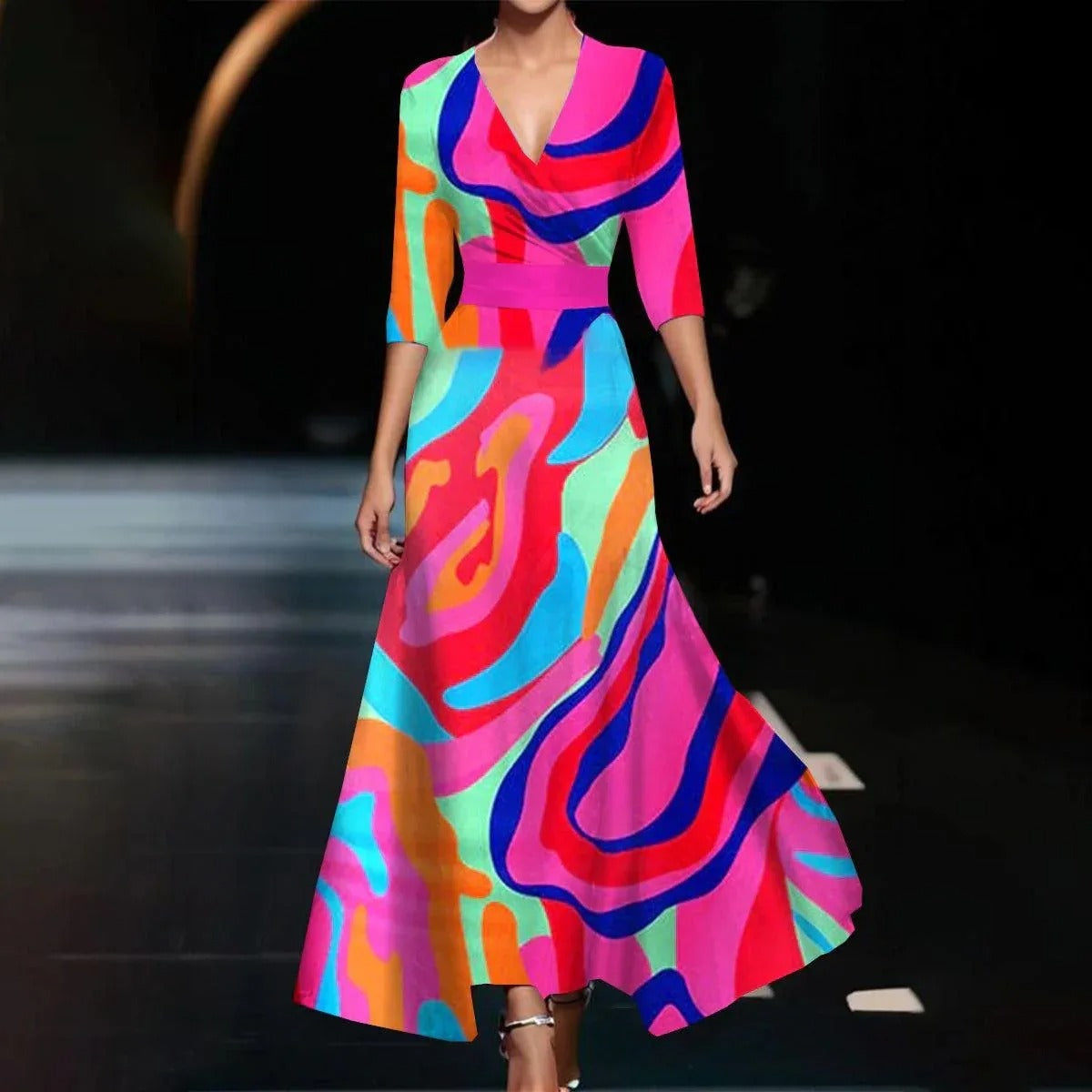 Emily - Bedrucktes Midi-Kleid mit hohem Taillenbund und mittellangen Ärmeln