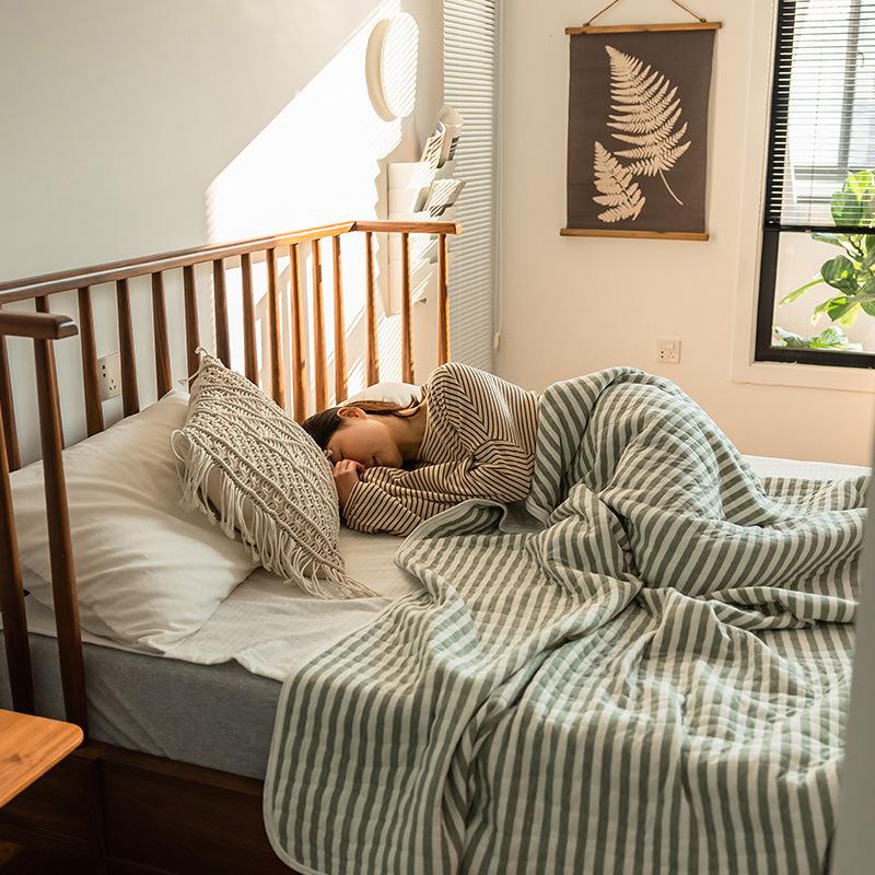 Lichtgewicht gestreepte zomer sprei
