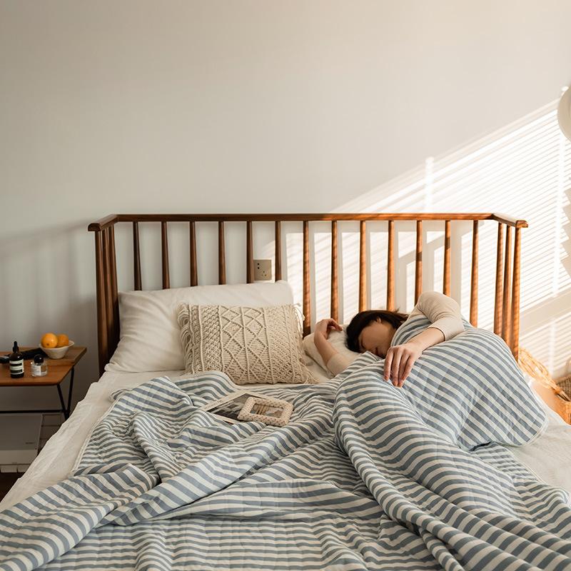 Lichtgewicht gestreepte zomer sprei