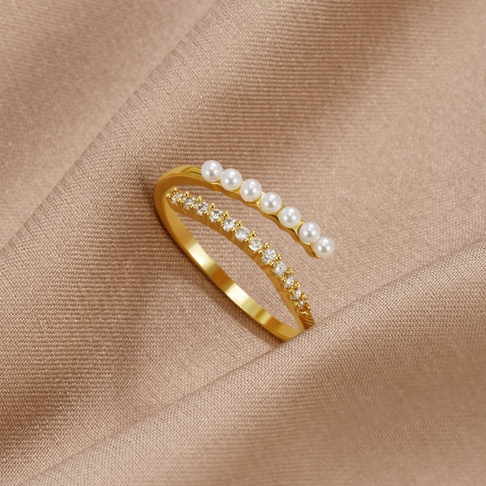 Ring 'Wrap Me' met kralen en kristallen